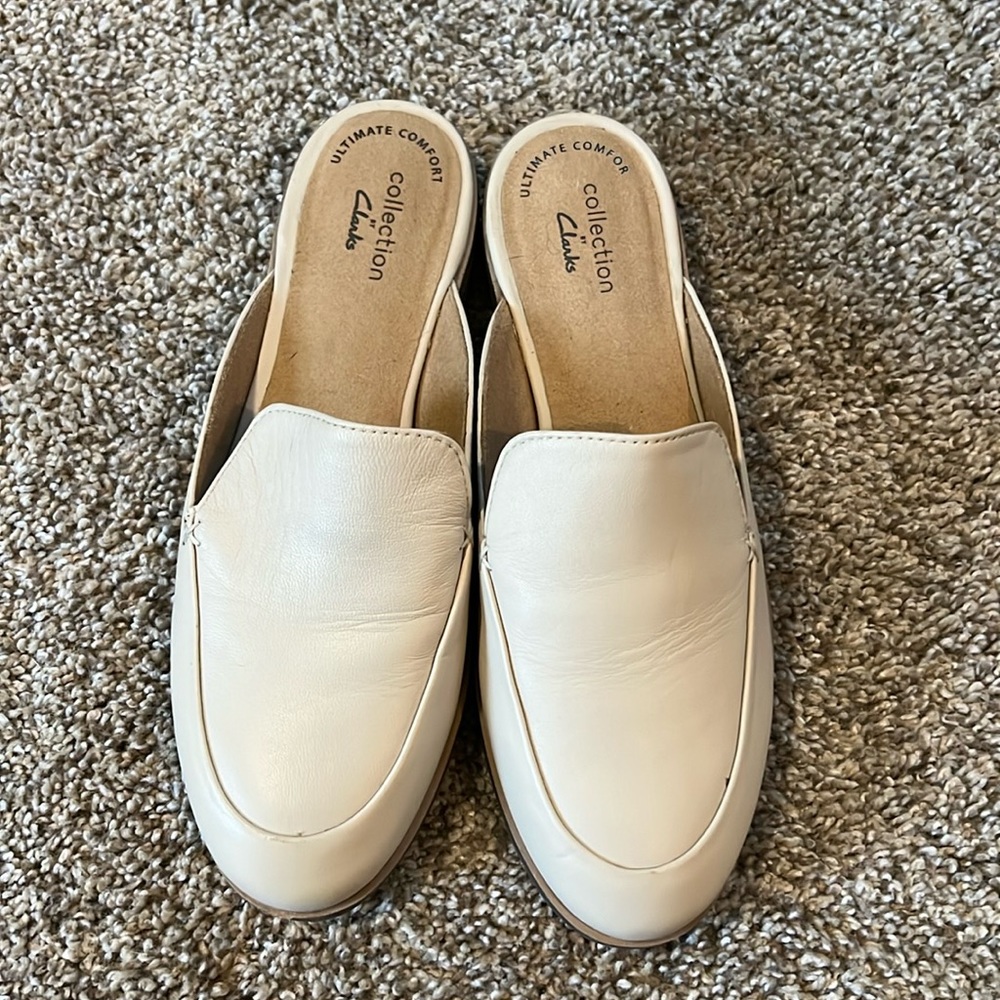 NWT Clark’s Trish Plant Mules